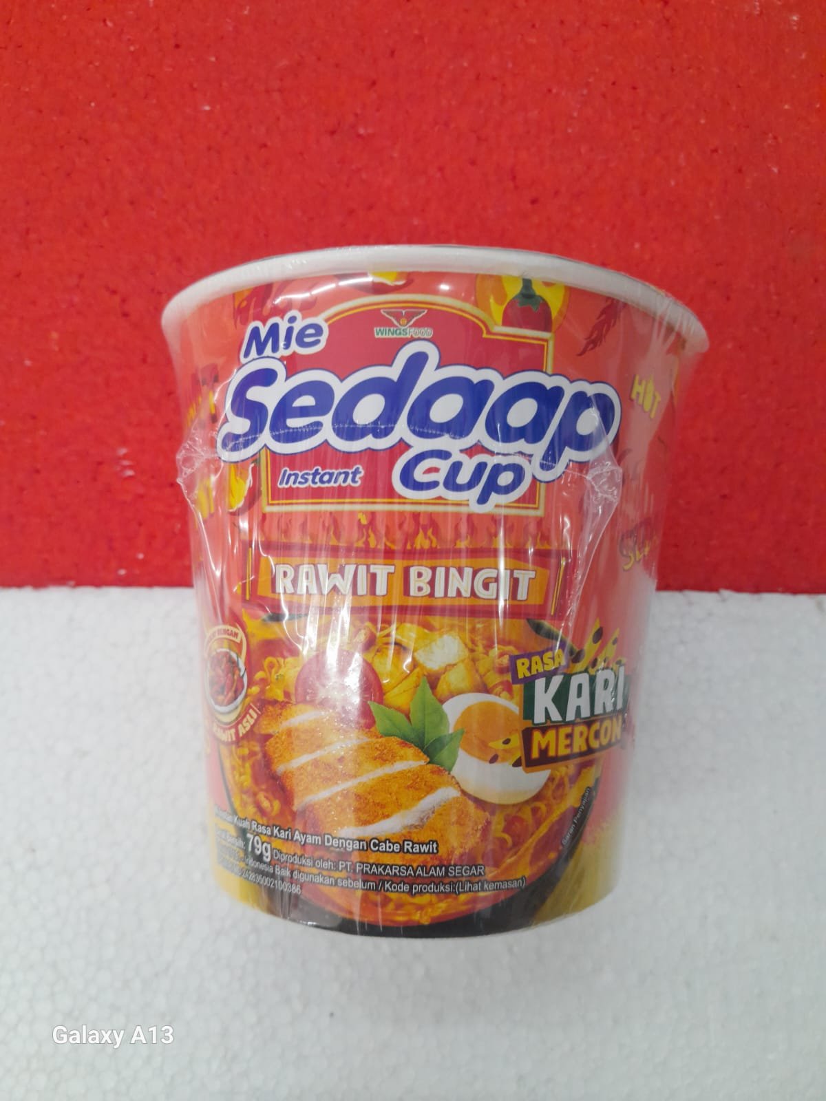 SEDAP MIE CUP RAWIT BINGIT AYAM JERIT