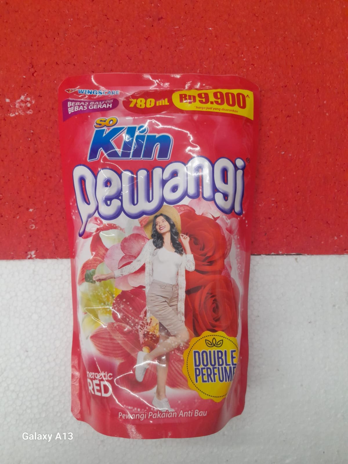 SO KLIN PEWANGI ENERGETIC MERAH-780ML