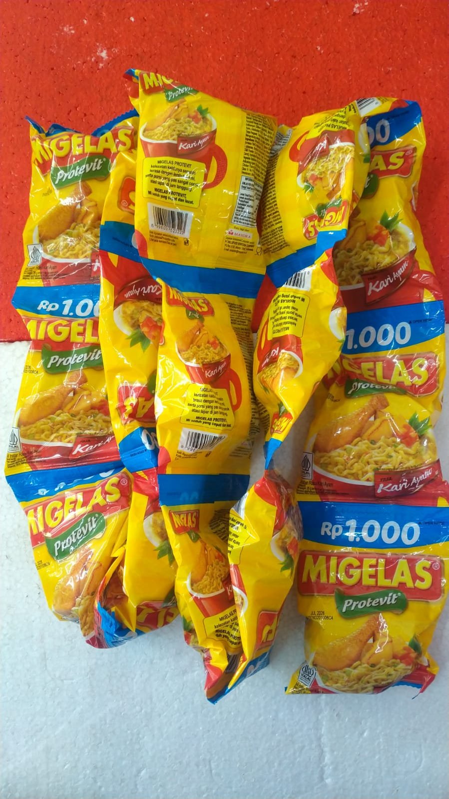 MIEGELAS KARI AYAM
