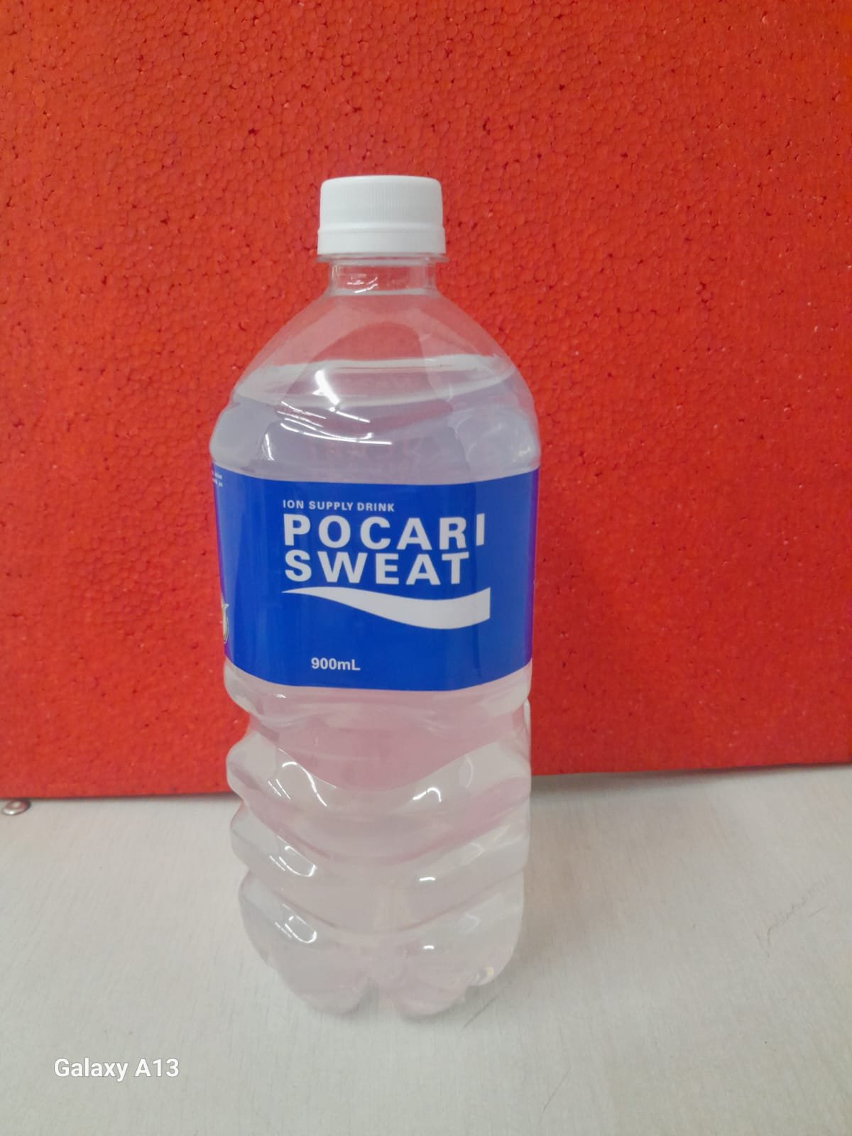POCARI SWEAT PET 900 ML